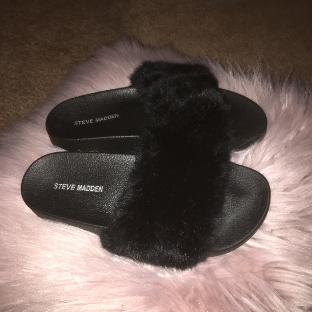Steve madden slides